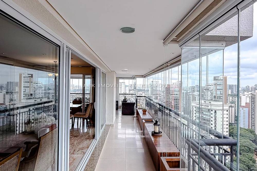 Apartamento, 3 quartos, 216 m² - Foto 13