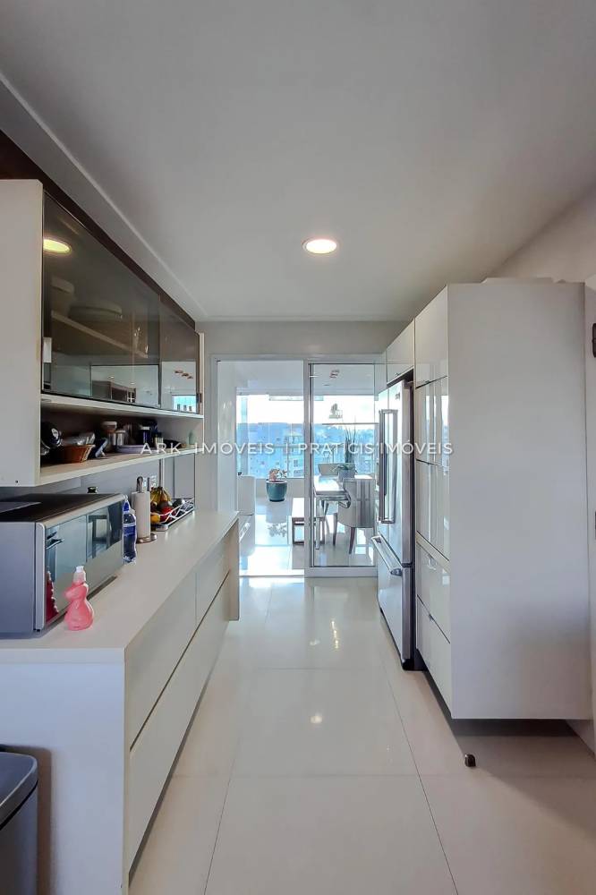 Cobertura, 3 quartos, 335 m² - Foto 4