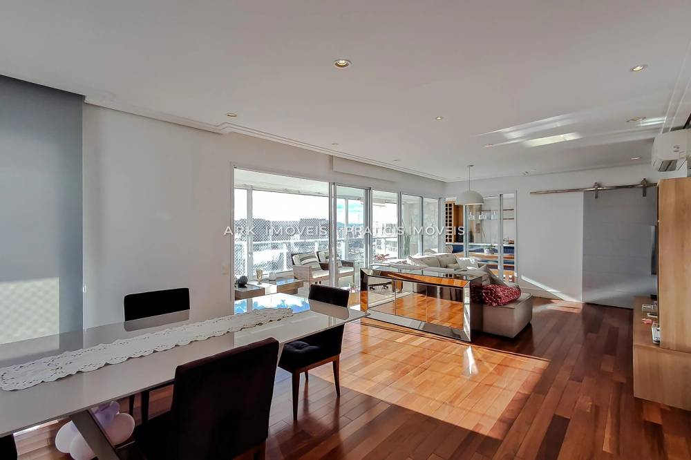 Cobertura, 3 quartos, 335 m² - Foto 2