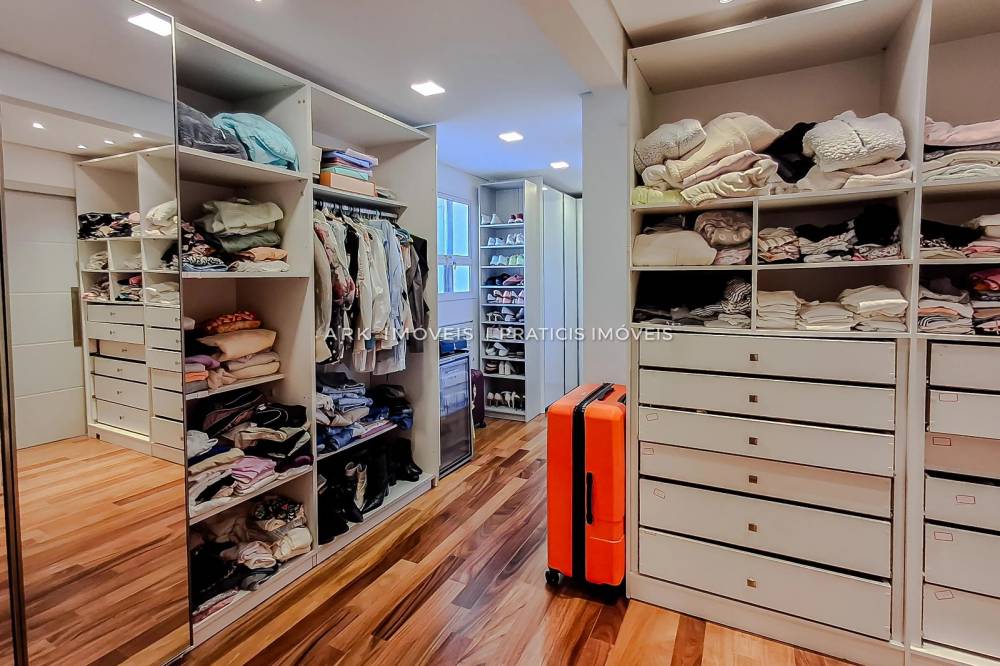 Cobertura, 3 quartos, 335 m² - Foto 11