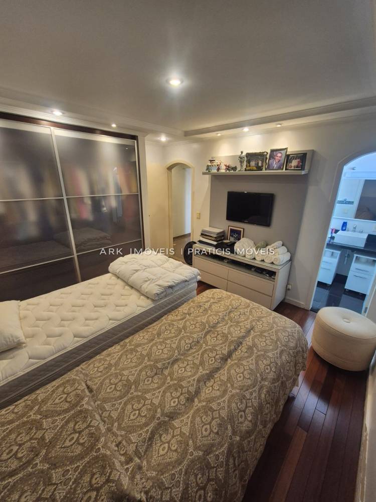 Casa, 4 quartos, 357 m² - Foto 28