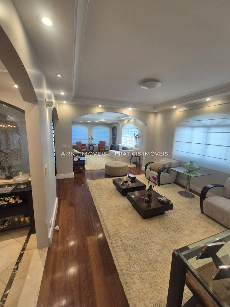 Casa, 4 quartos, 357 m² - Foto 1