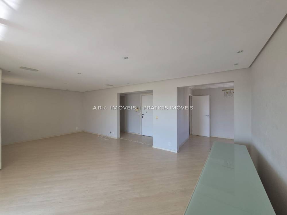Apartamento, 3 quartos, 208 m² - Foto 4