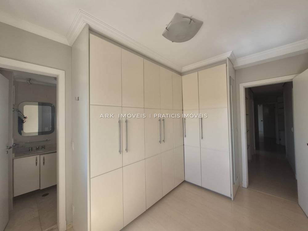 Apartamento, 3 quartos, 208 m² - Foto 9